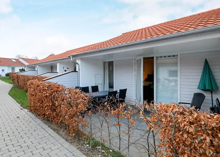 4 Person In Aeroskobing-by Traum Ærøskøbing